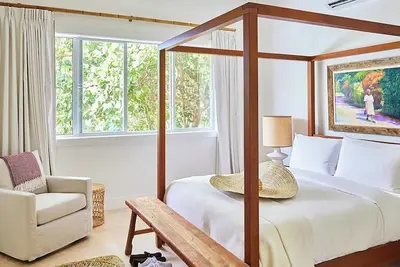 Image de Ocean Breeze Villa: Private Haven for Beach Lovers with Pink Sands Access