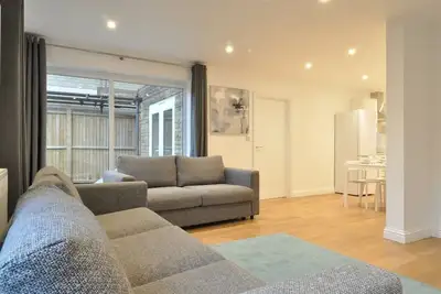 Image de The Swift-Bright, Modern 5-Bed Family Home Nr Bath