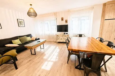 Image de 1a108 Spacious and Modern Apartment in Gijón by R2r