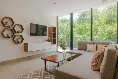 Image de Stylish 2 Bdr at Oceana w/ pool + gym + beach club