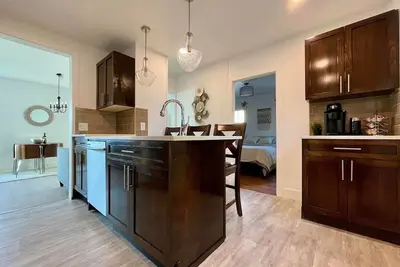 Image de Full 2-3 Bdrm House in Downtown Coaldale!