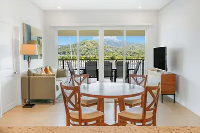 Luxury Marina Suite 2bd