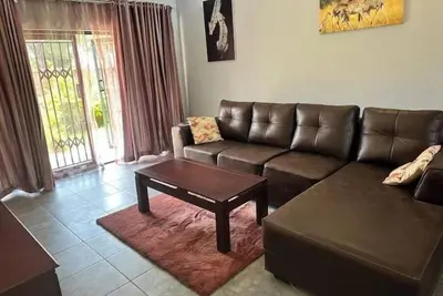 Image de Staylax guest houses - Hatfield Manor3