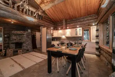 Image de Traditional Log Cabin with the Best Location in Ruka