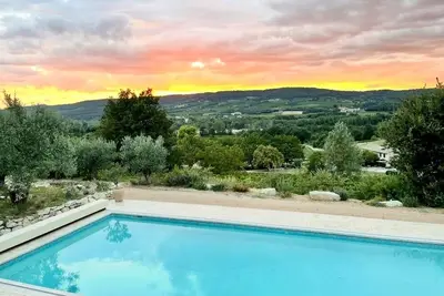 Image de Le Baiser du Soleil - Piscine Privée
