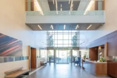 Image de New Listing in Pentagon City Includes 1 Free Garage Parking!