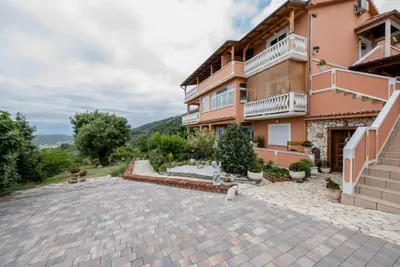 Image de Apartments Scerbe Gordana & Miljenko Rab - One Bedroom Apartment with Terrace (3)