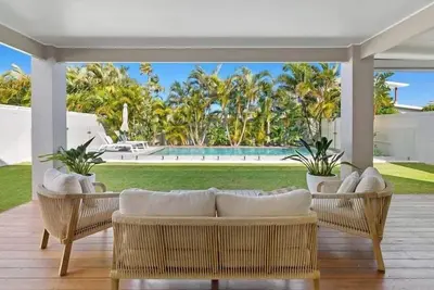 Image de Barrels- Beachside holiday home sleeping 10