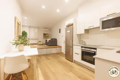 Image de Força 17 Aigua - Appartement Girona | Bravissimo
