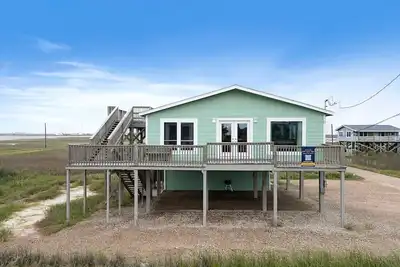 Image de Charming Beach House Near Water & Fishing