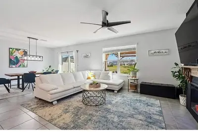 Image de Stylish 4br/2. 5ba Home in Central Odessa—Ideal for Groups!