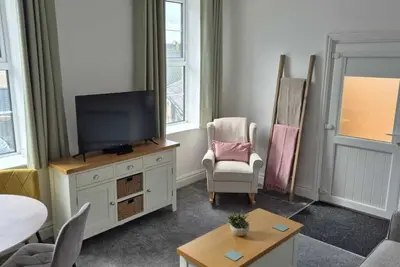 Image de Dots Place - Cosy Comfortable Apartment with Parking Space