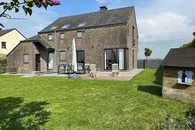 Image de Les Scailletons, meublé de vacances pour 9 personnes à Neufchâteau Ardenne Belge