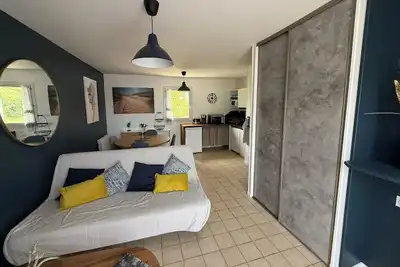 Image de 🌊 Maison à Erdeven – Plage à pied, piscine chauffée & jardin privatif