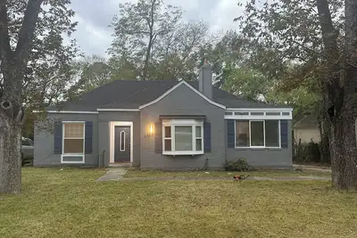 Image de 3-bedroom house in charming Southhull neighborhood, close to downtown!