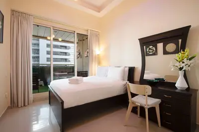 Image de Modern Loft 1br Next to Metro & Marina Walk