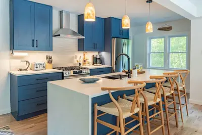 Image de Riverfront 4br | Winter Views & Hot Tub