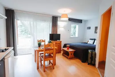 Image de À 50m des pistes de ski, piscine, terrasse, parking, télévision, casier à ski, 31m², Ax-Les-Thermes