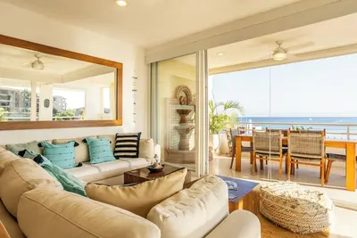 Image de Faro de Mita Luxury Ocean View Condo