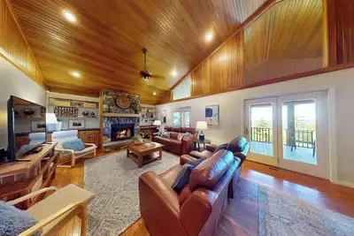 Image de Hot Tub Walk to Slopes 2 King Suites Mountain Views