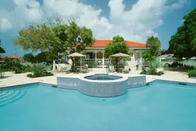 Image de Prospect House: Elegant 5 Bedroom Retreat with Pool