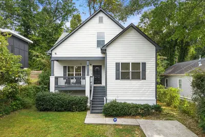 Image de Dahlia- FreeParking/WiFi/Groups/Laundry/6 Bedrooms