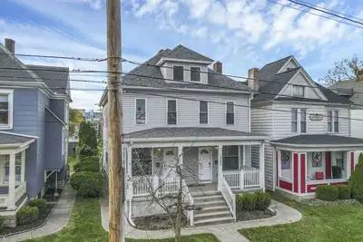 The Summit Street `23