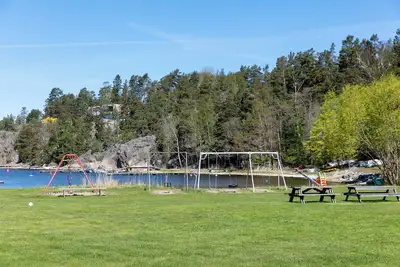 Image de Seaside Serenity, Modern Family Retreat