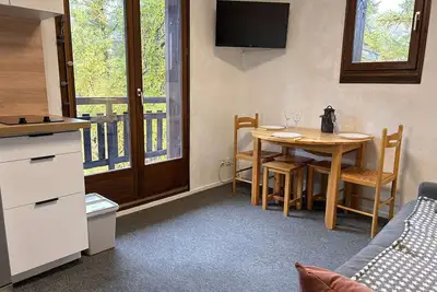 Image de Appartement cosy 2 pièces, animaux acceptés, 6 couchages à Risoul 1850