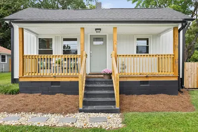 Image de Charming Renovated Home Near Downtown & Airport