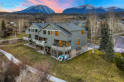 Silver Summit Lodge: Spacious 4b Near World-Class Skiing & Hiking