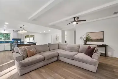 Image de Relax under the Shade of a Live Oak! Mcrd Paris Island and Mcas 10 Minute Drive