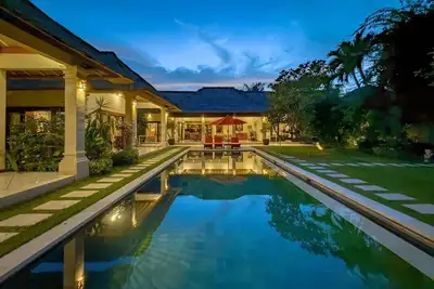 Image de Spacious 4br - Villa Santai - Central Seminyak