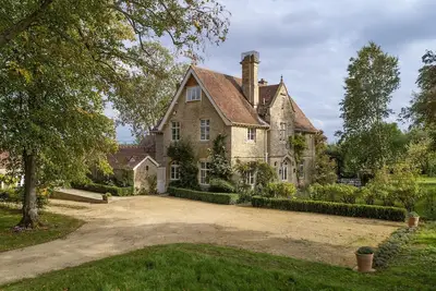 Image de Elegant dog friendly home with panoramic views - The Old Vicarage