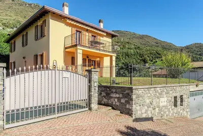 Image de Joli appartement pour 4 personnes avec Wifi, climatisation, Tv et patio