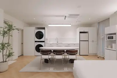 Image de Siena. Korean skincare, 1mins Olive young, 5mins Myeongdong, Hotel spa, Shopping