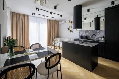 Image de Fancy 2bdr Golden Dots Apartment in city centre