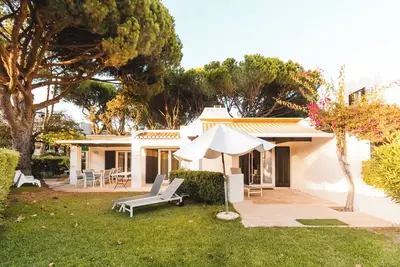 Image de Bonita V3, 431 R/C, Vista Piscina da Baleia, resort Balaia Golf Village,