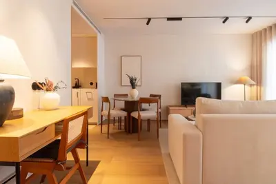 Verde Almada 3d by LovelyStay