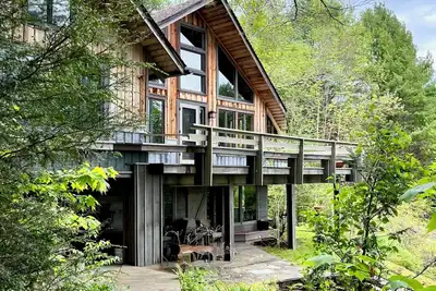 Image de The Lakeview Art House