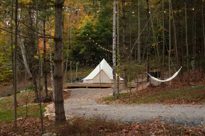 Image de New! Peak Season Campsite #4 with Bathhouse!