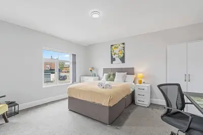 Image de Elegant 5-Bedroom Home near Cbs Arena