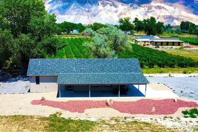 Image de Modern Farmhouse Guesthouse with Stunning Views near Palisade