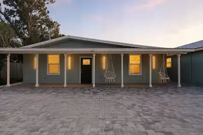 Image de 4 Ensuites Bed + Minutes to Anna Maria Island