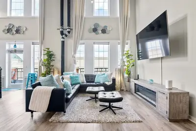 Image de Luxury 2-Bd in the Heart of Atlantic Station / Dining, Shopping & Entertainment