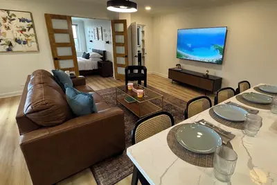 Image de Downtown Gem, Sunset & City Views, fully renovated