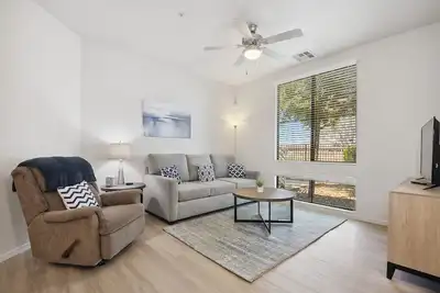 Image de Pure Suites Gilbert Pool, Gym, Spa, Volleyball