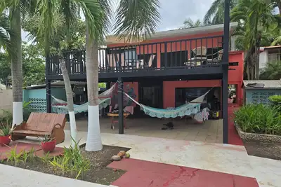 Image de Beachfront Safari-Style 7br Hotel - Perfect for Weddings, Retreats & Events