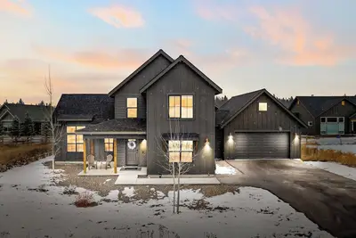 Image de Luxury Mountain Retreat Near Golf, Lake, Skiing and Scenic Trails