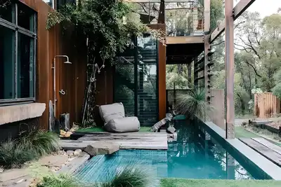 Image de Grand Designs \"Eco Bush Retreat\"